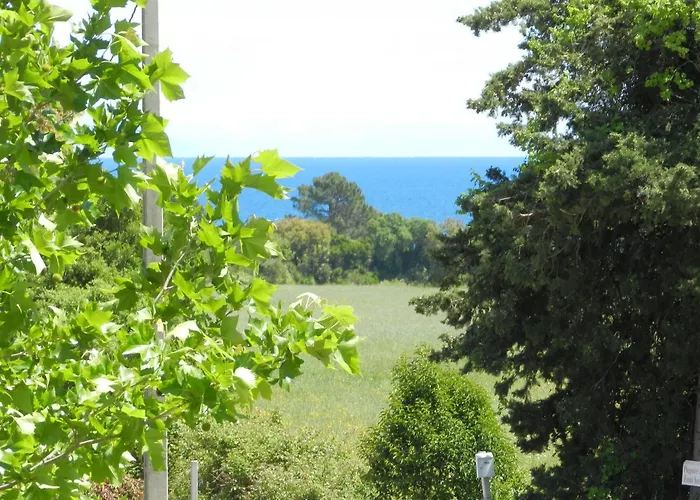 公寓 Lup - Les Terrasses D'alistro By Interhome