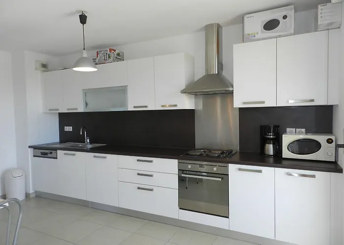 Lup - Les Terrasses D'alistro By Interhome *